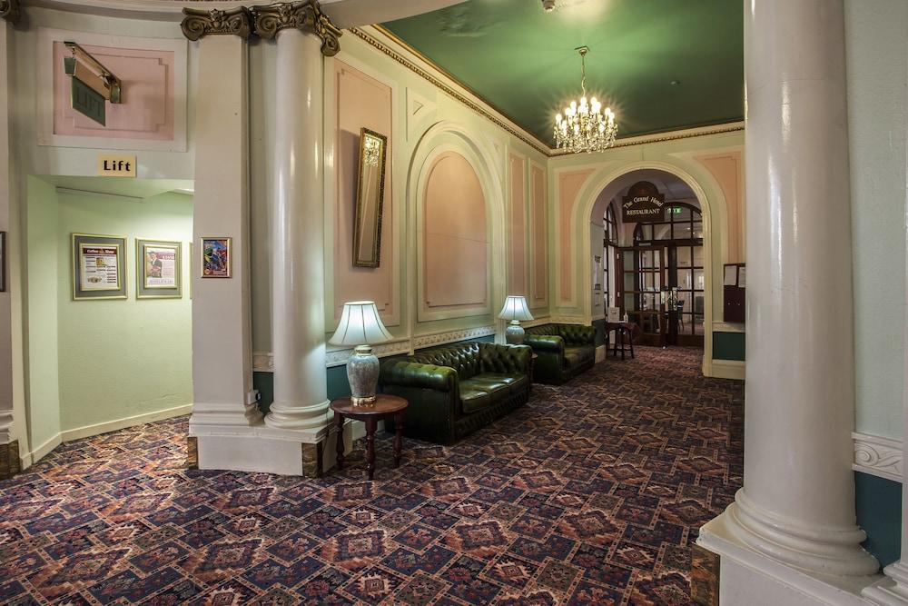 Grand Hotel Llandudno - Interior Entrance