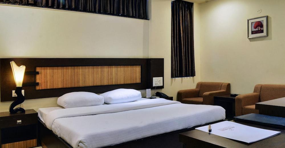 Hotel Shanti Palace - Room