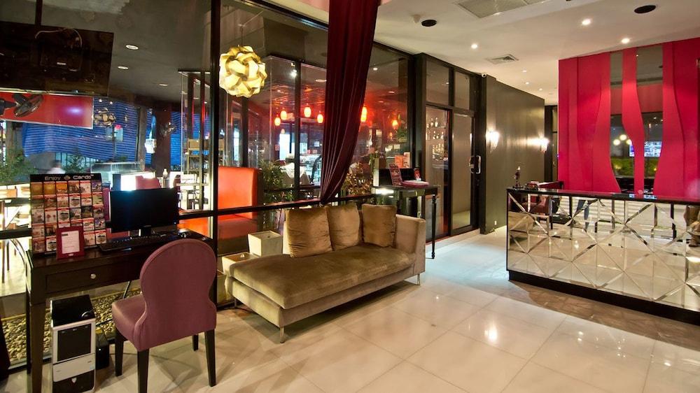 Glitz Bangkok Hotel - Lobby Sitting Area