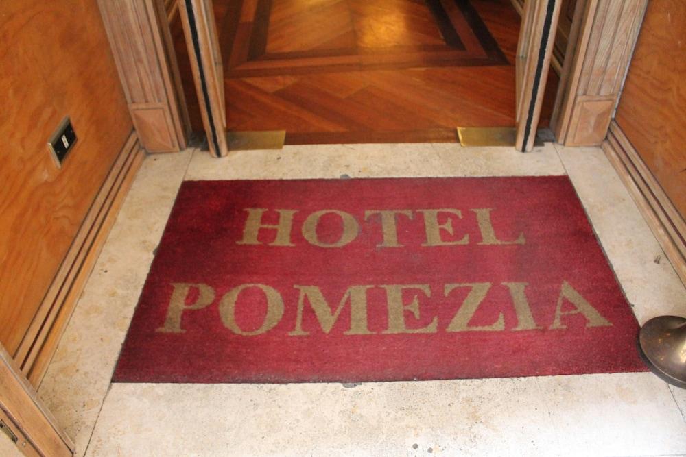 Hotel Pomezia - Exterior