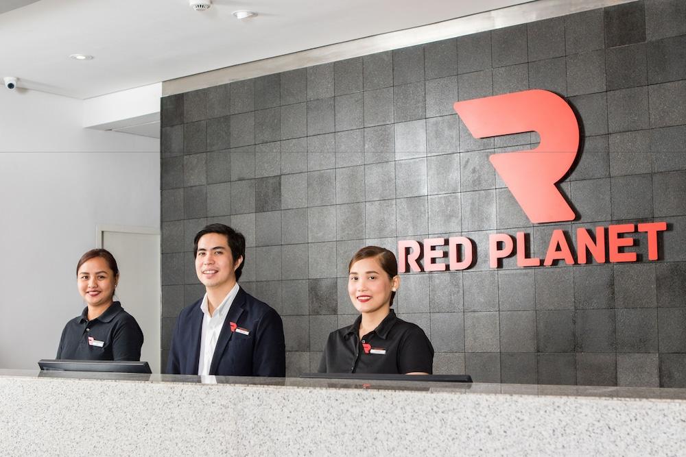 Red Planet Manila Bay - Reception