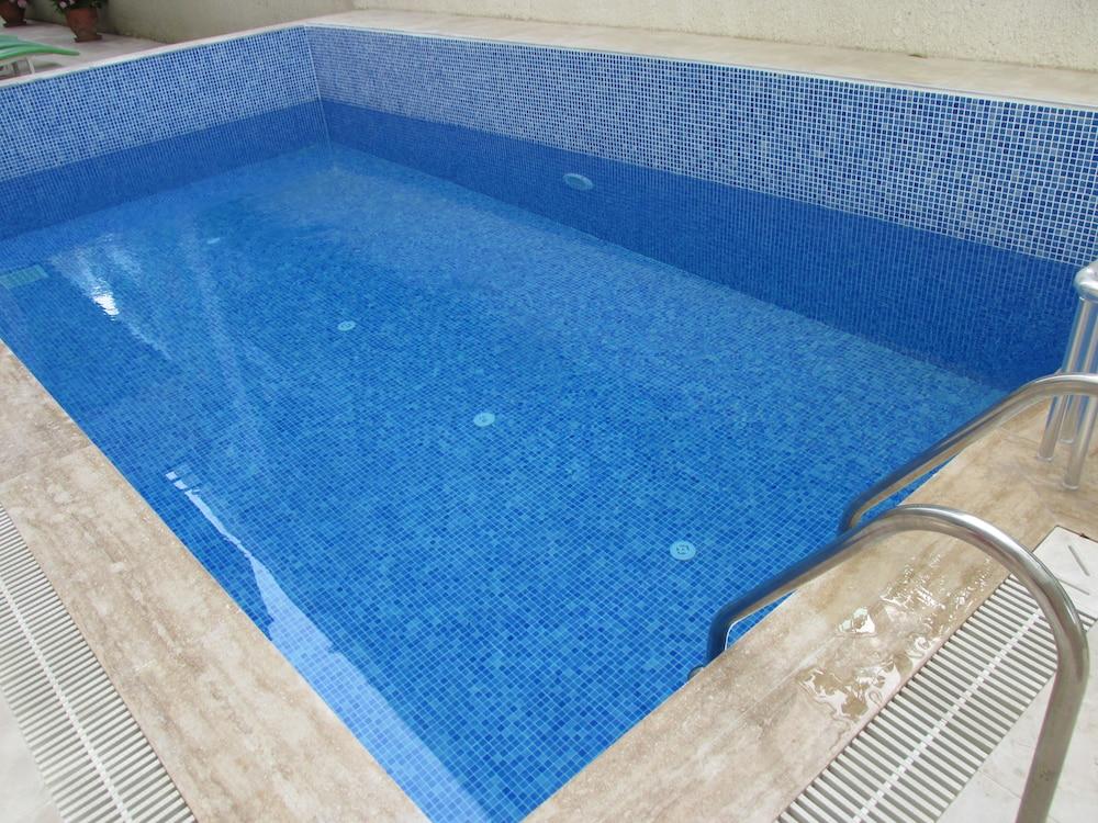 Aysev Hotel - Pool