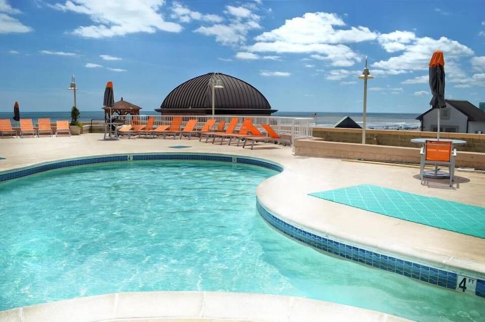 Boardwalk Resorts Atlantic Palace - Outdoor Pool