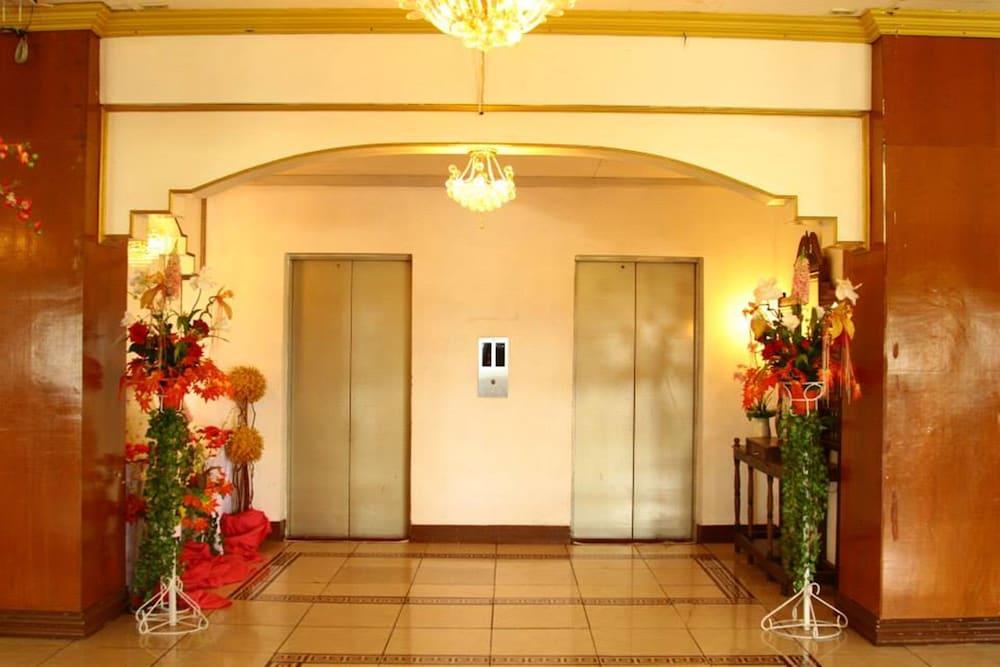 Pangasinan Regency Hotel - Interior