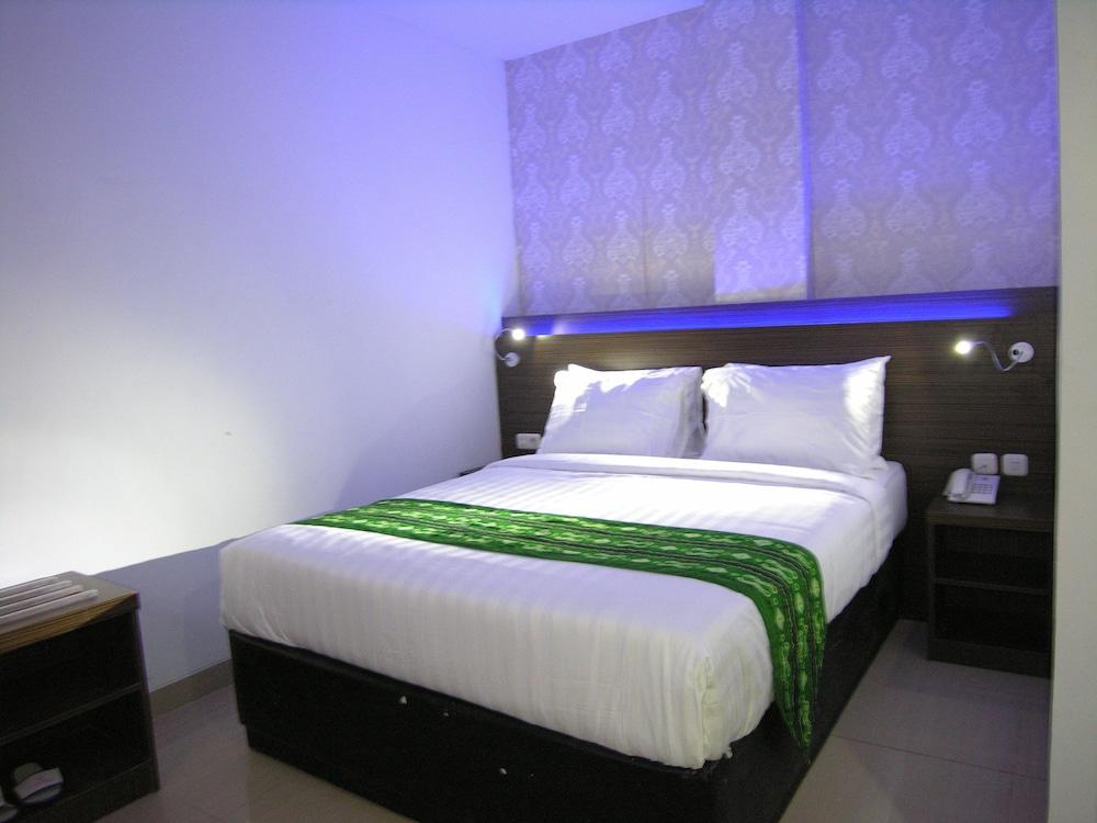 Delima Hotel - Room