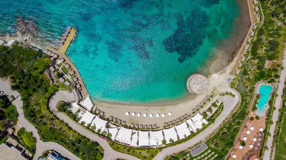 Le Méridien Bodrum Beach Resort - Aerial View