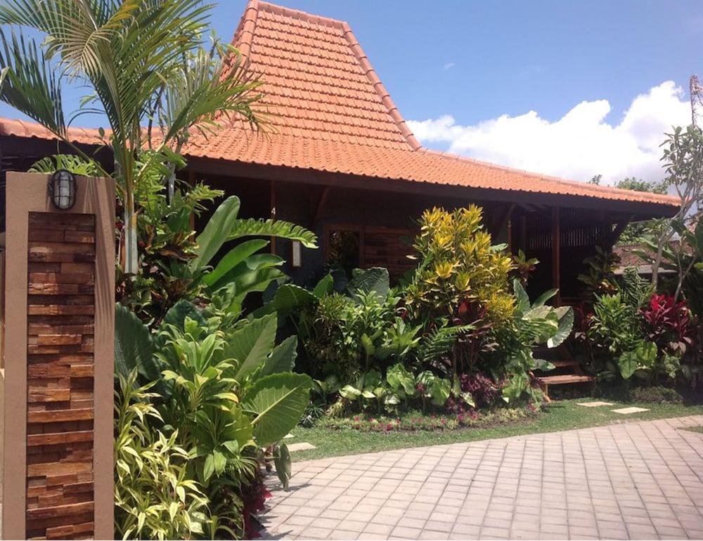 Joglo Villa Bali - Exterior