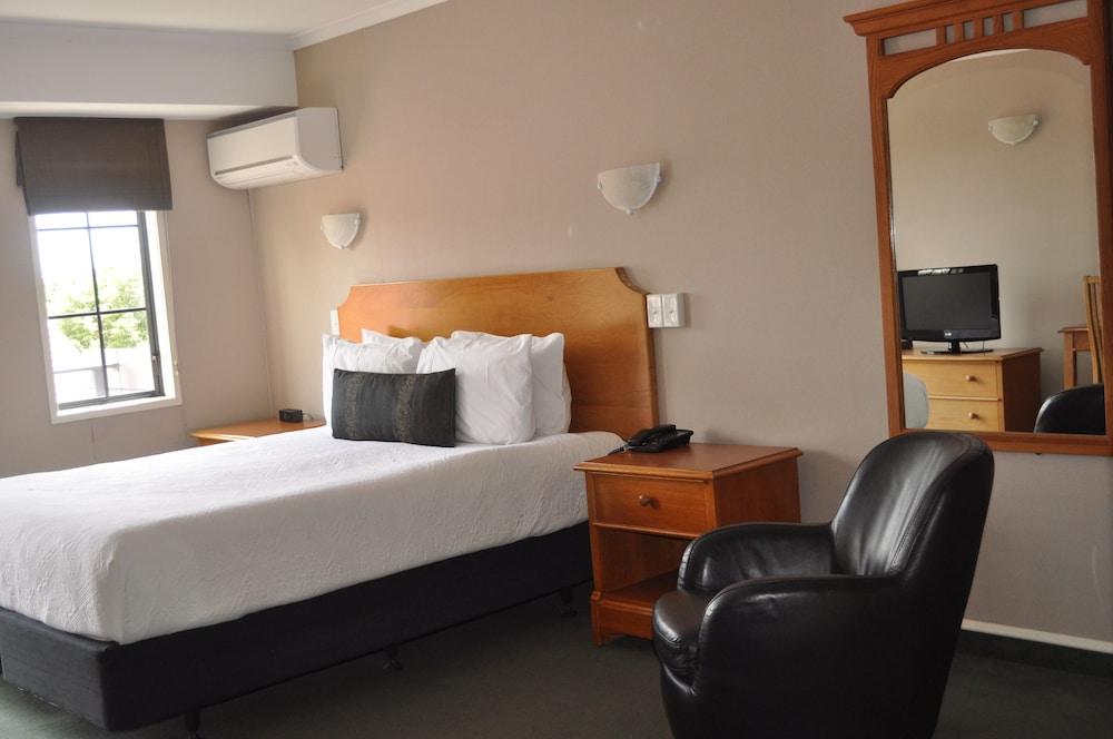 City Suites Tauranga - Room