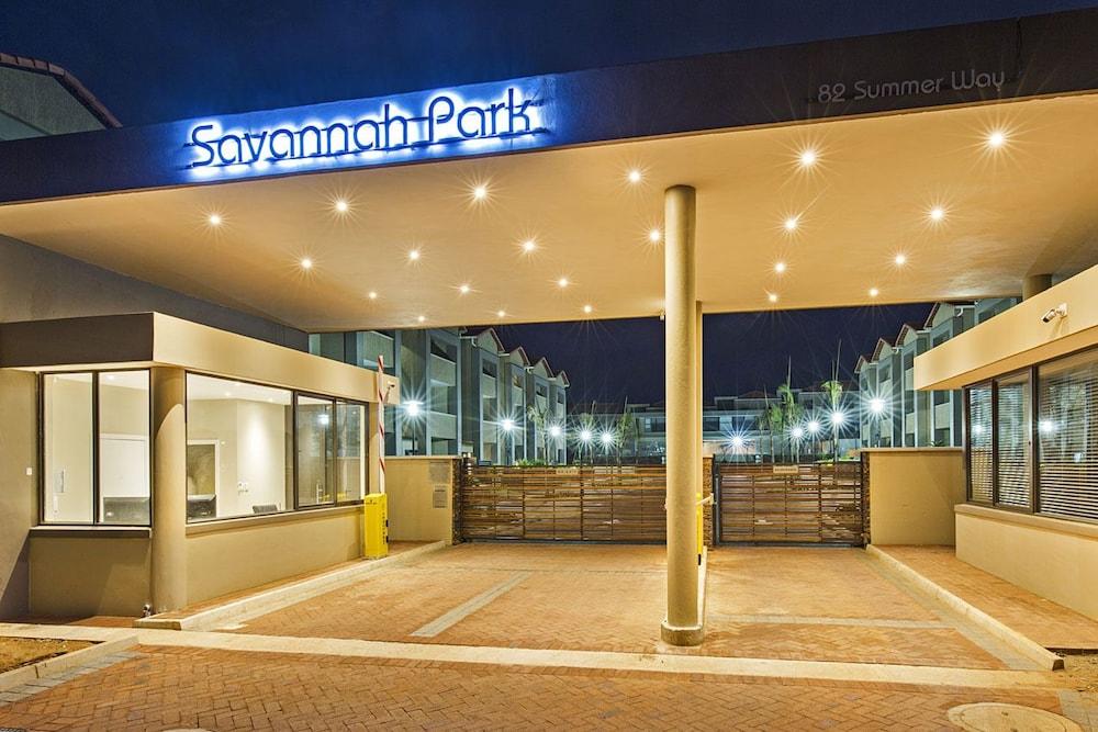 Savannah Park Luxury  Apartments - Featured Image
