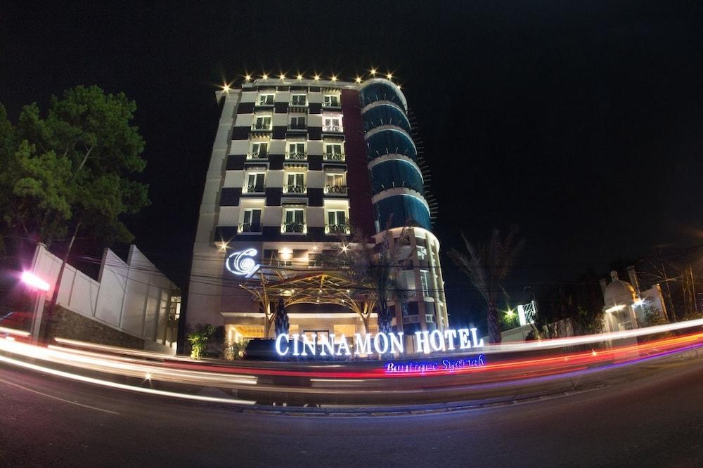 Cinnamon Hotel Boutique Syariah - Featured Image