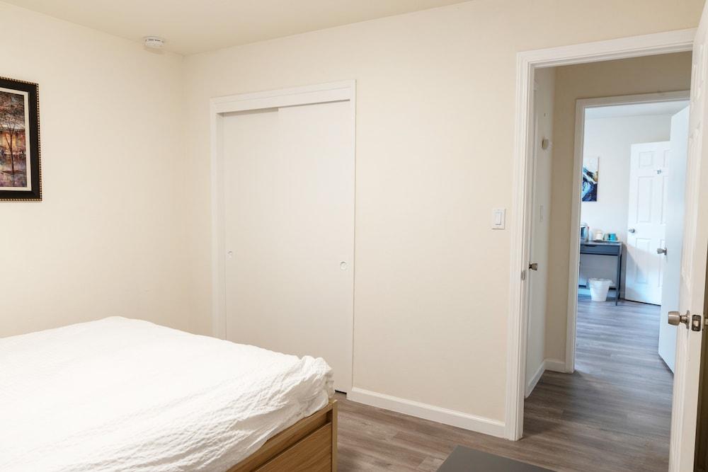 Cozy 1-bedroom in Silicon Valley - Room