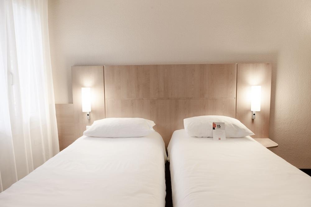 Ibis Lille Centre Grand Place - Room