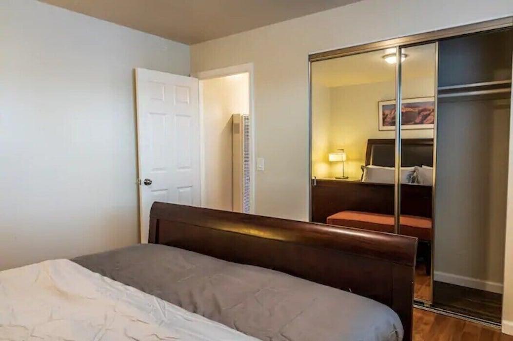 Comfy 1-bedroom in Santa Clara, Near SJ Airport - Room