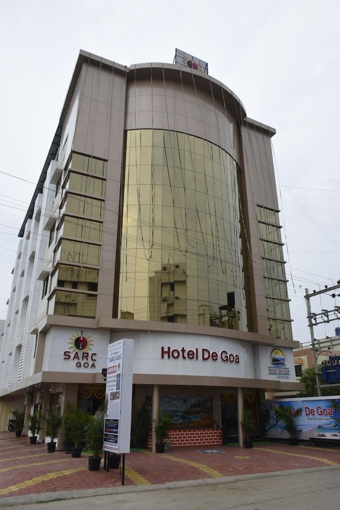 Hotel De Goa - Featured Image