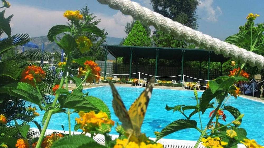 Hotel Girasole - Outdoor Pool