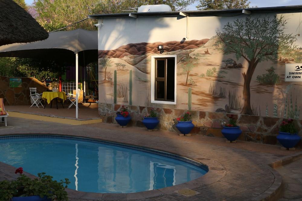 Capbon Guesthouse - Outdoor Pool