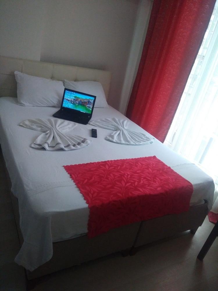 Rotana Hotel Resort - Room