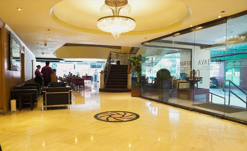 Berjaya Makati Hotel - Reception Hall