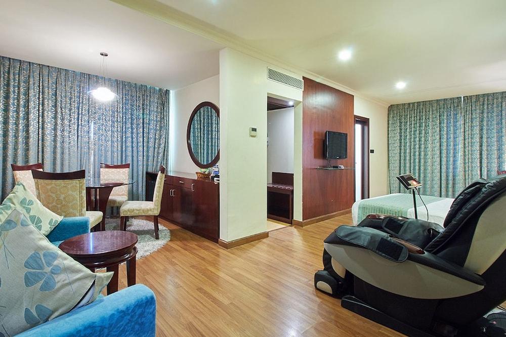 Royalton Hyderabad - Room