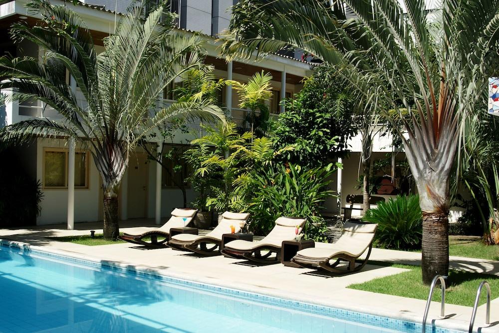 Hotel Aconchego - Pool