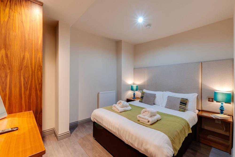 Base Serviced Apartments - City Road - Room
