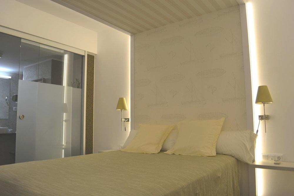 Hotel Marfil - Room