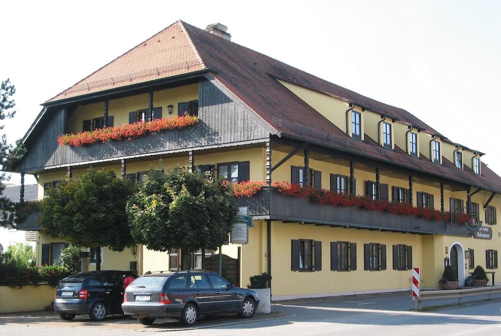 Hotel-Gasthof Wadenspanner - Featured Image