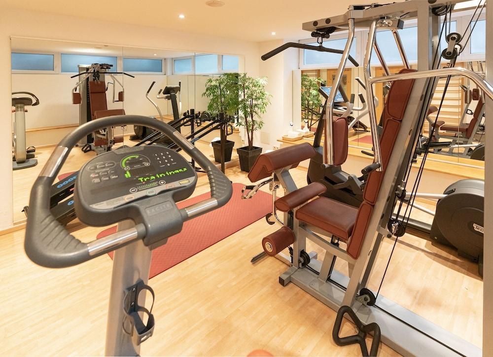 Hotel Central - Fitness Facility