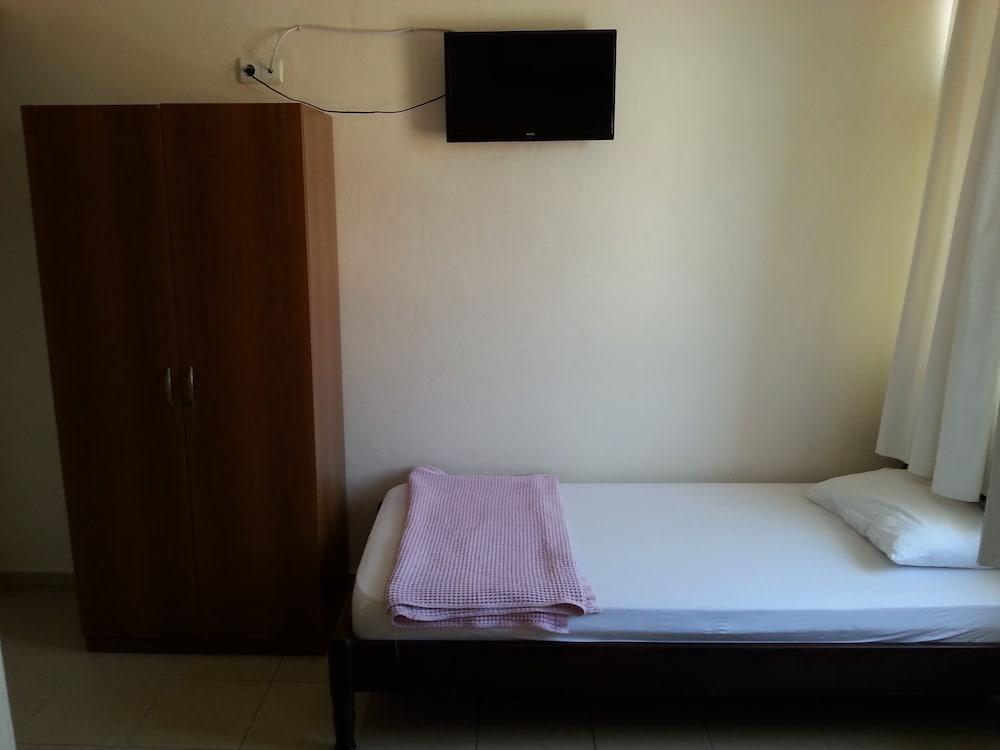 Pinara Pension & Guesthouse - Room