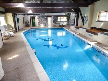 Beater's Cottage - Indoor Pool