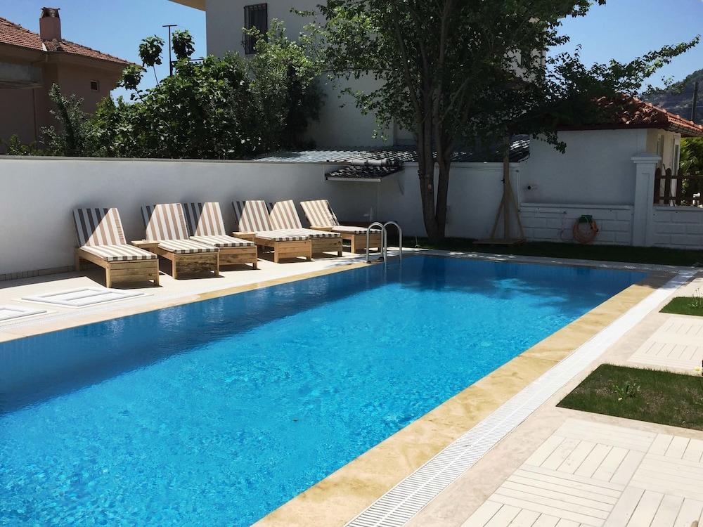 Casa Pallet Hotel - Outdoor Pool