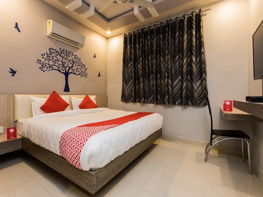 OYO 13531 Hotel Sundaram Palace - Featured Image