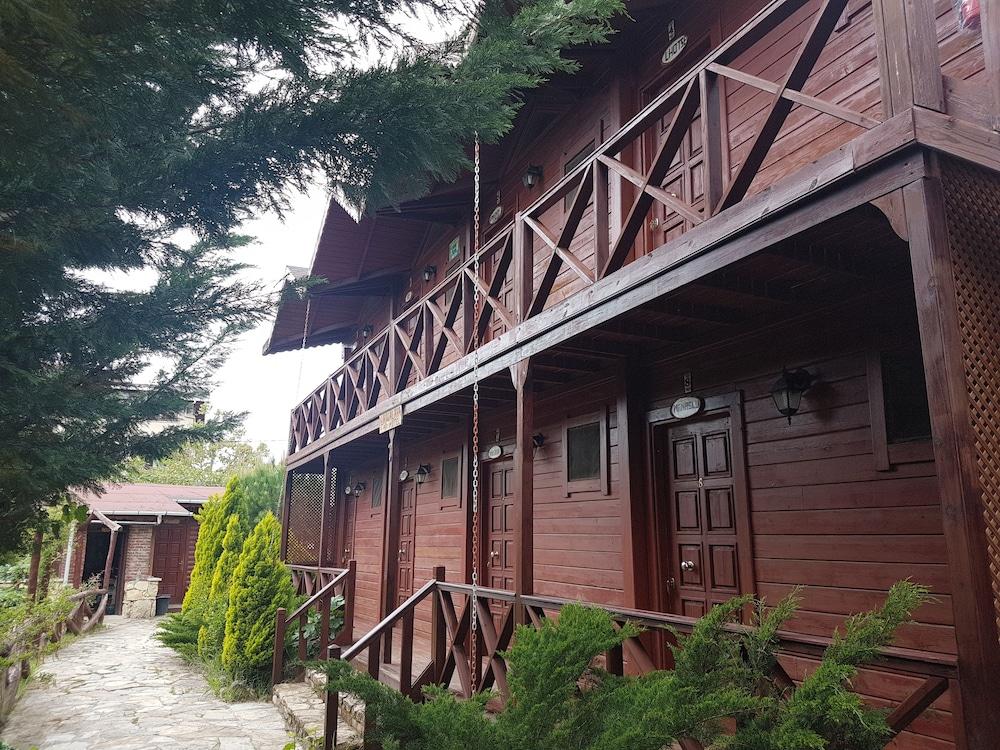 Agva Himalaya Motel - Featured Image