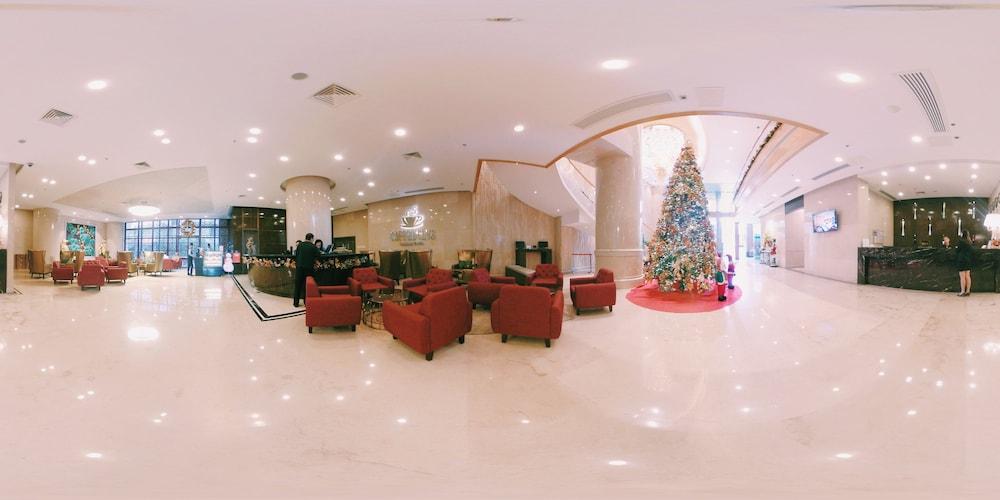 Swiss-Belhotel Blulane Manila Philippines - Lobby Lounge