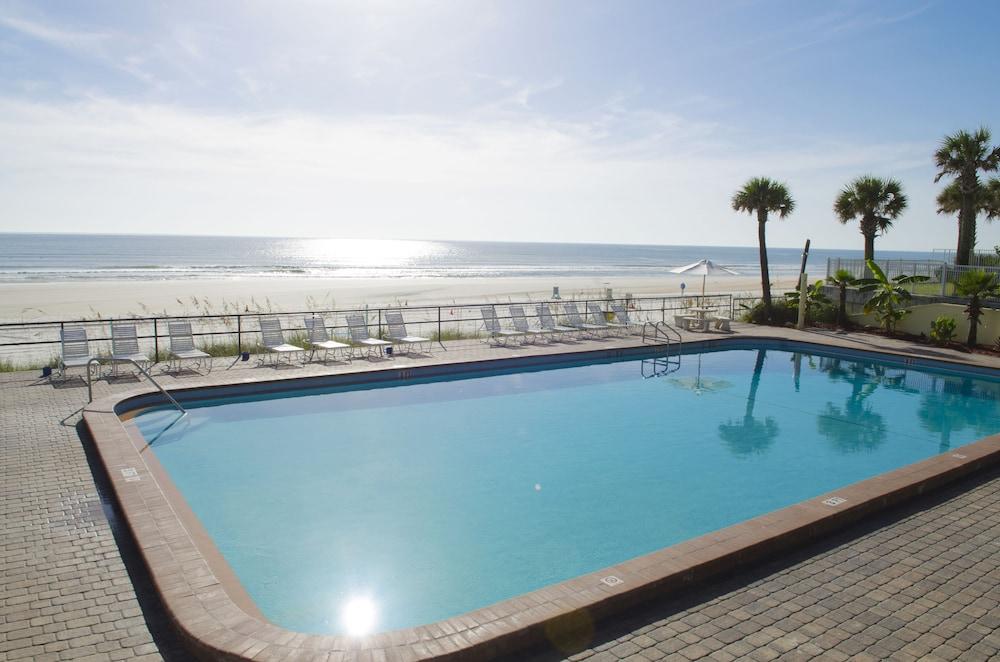 Daytona Beach Oceanside Inn - Featured Image