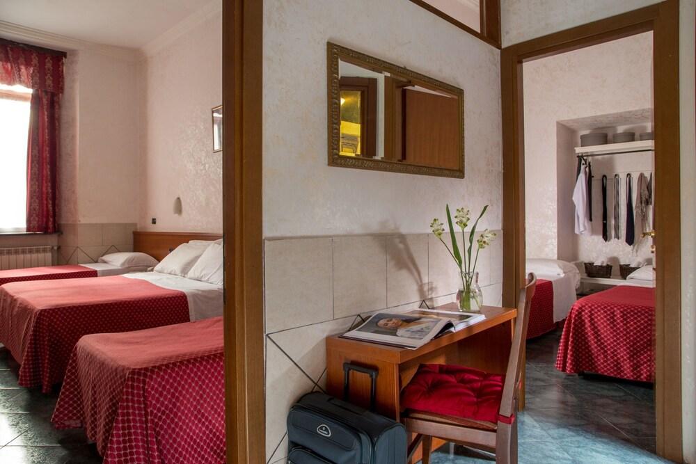 Hotel Luciani - Room