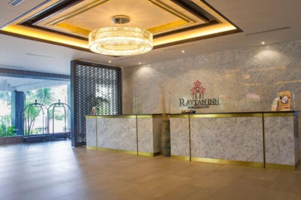Rattan Inn Banjarmasin - Reception