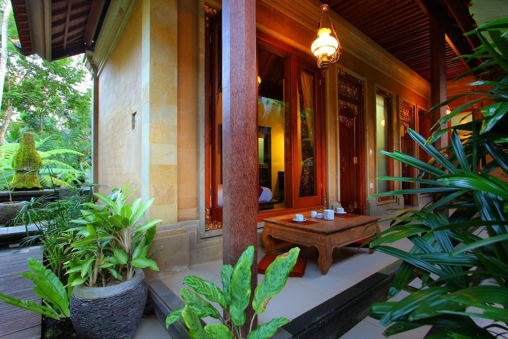 De Umah Bali Eco Tradi Home - Featured Image