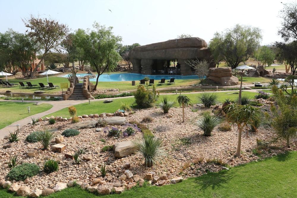 Windhoek Country Club - Property Grounds