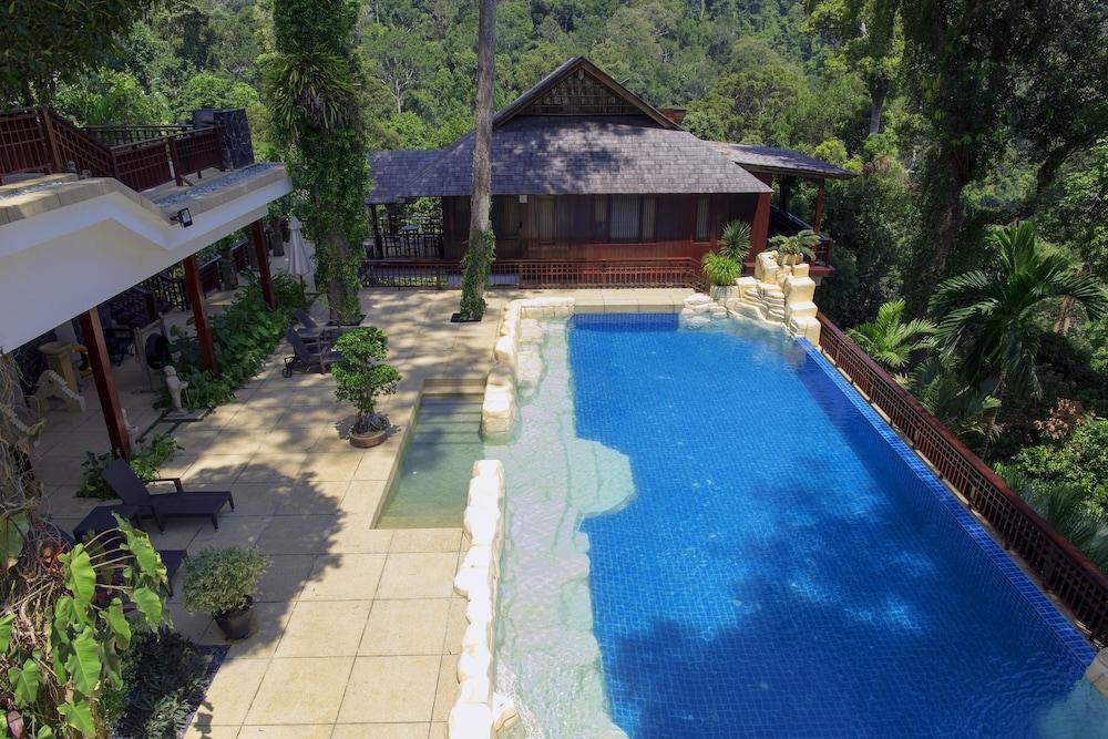 فيلا هوتان داتاي - Outdoor Pool