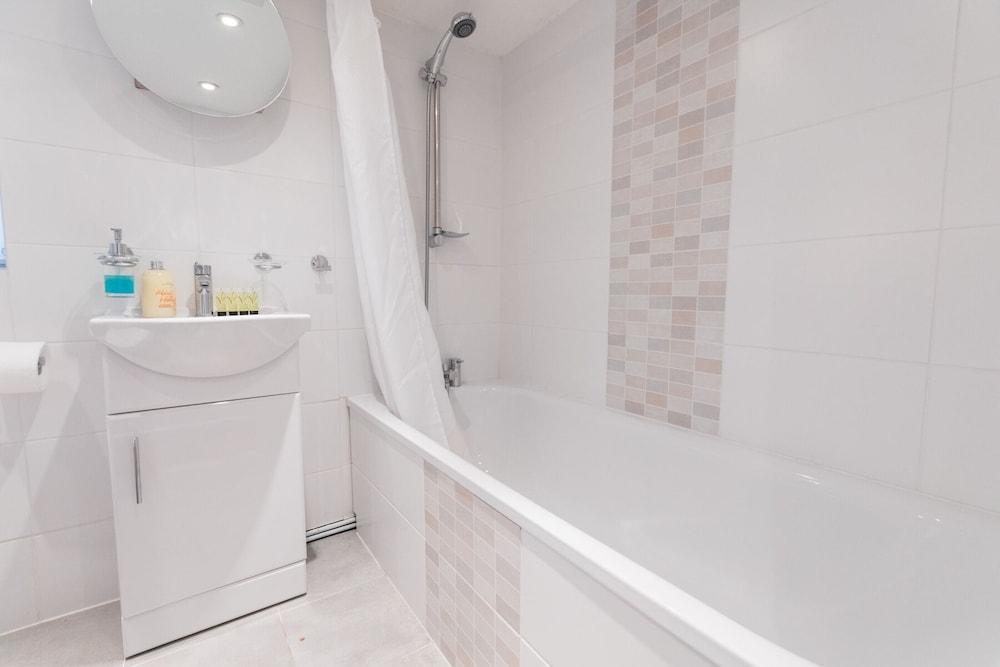 Belgravia Apartments - Westminster - Bathroom