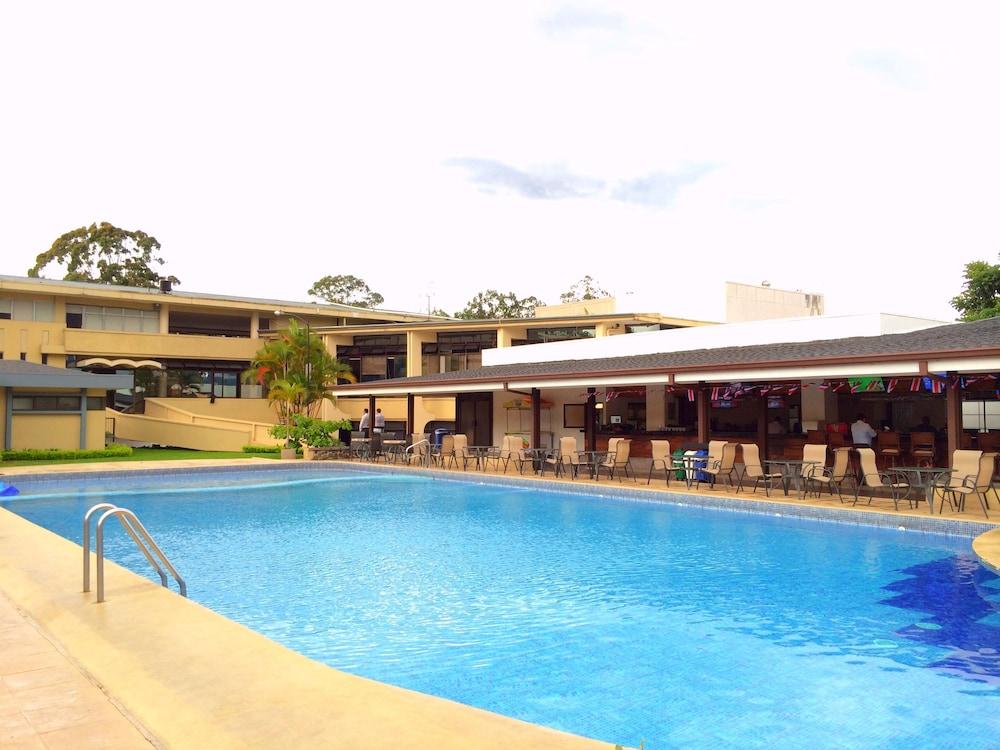 Costa Rica Tennis Club & Hotel - Outdoor Pool