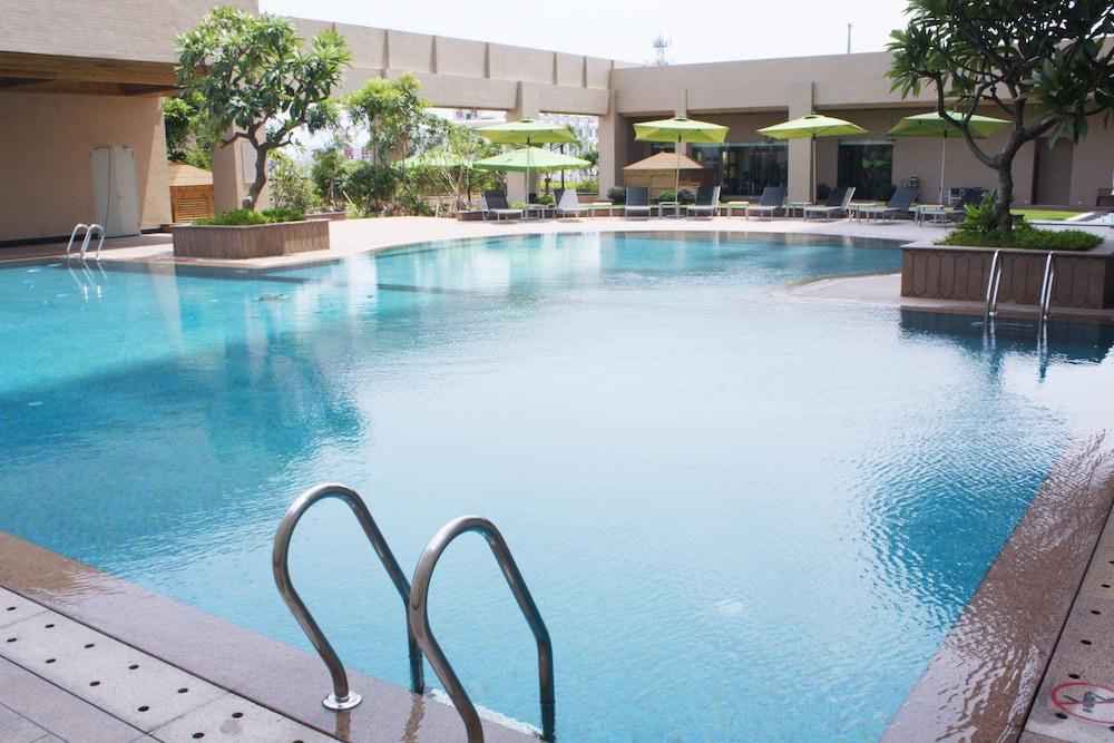 Cinese Hotel Dongguan Shijie - Outdoor Pool