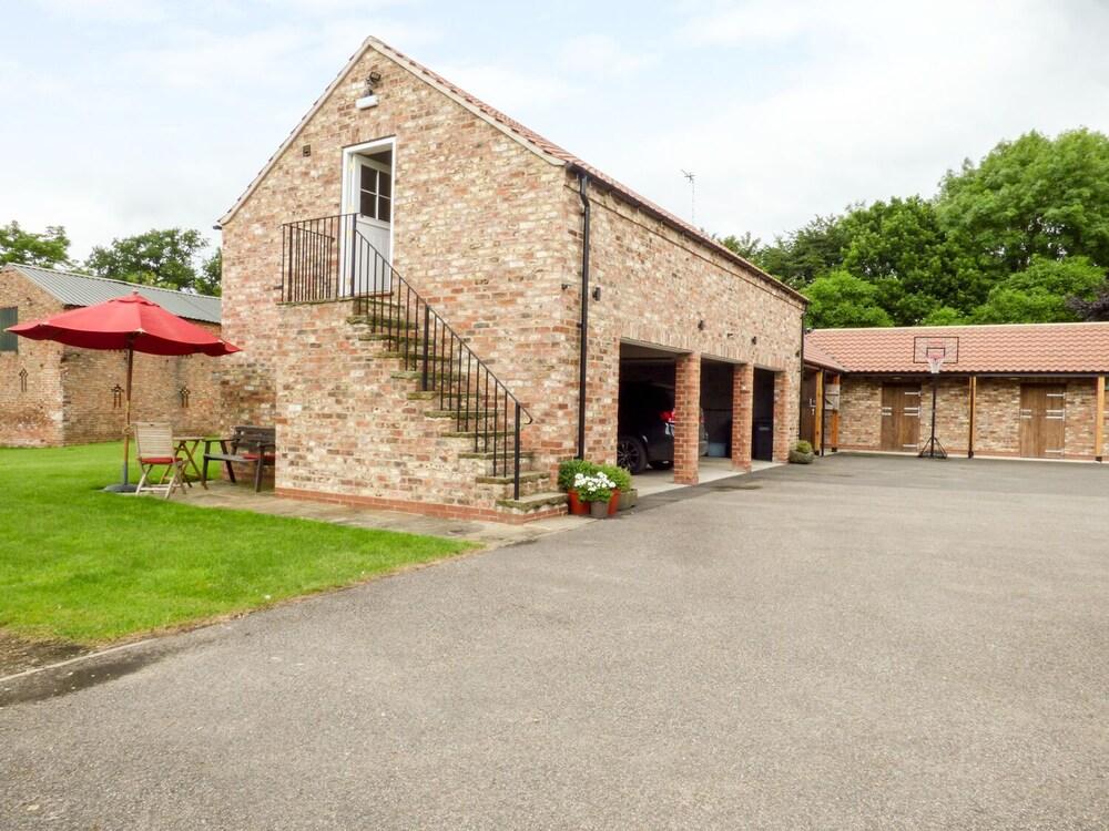 The Stables, Crayke Lodge - Featured Image