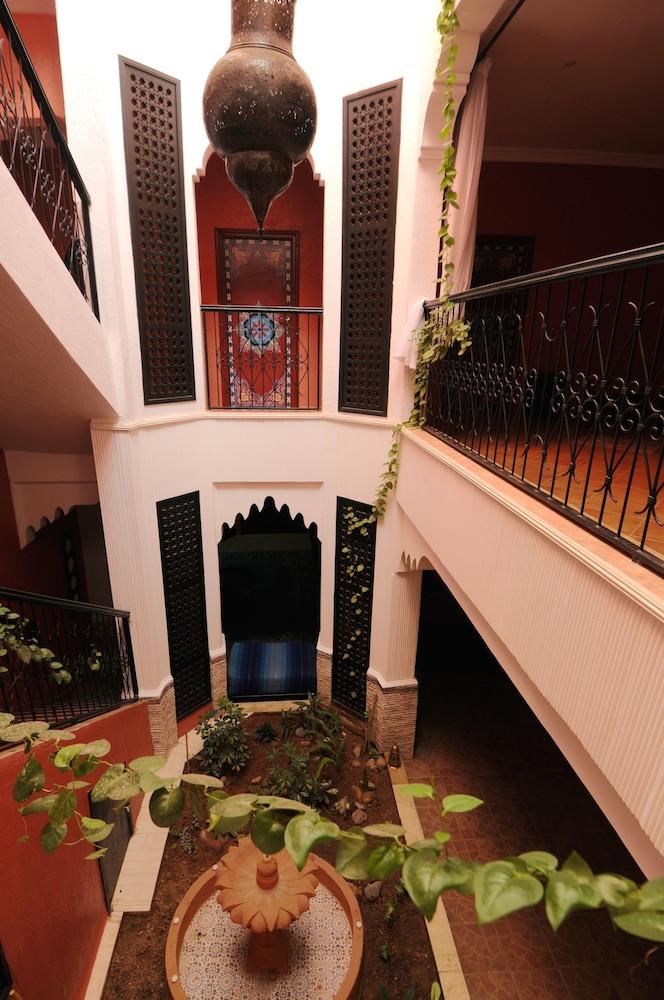 Dar Fatima Guest House - Interior Detail