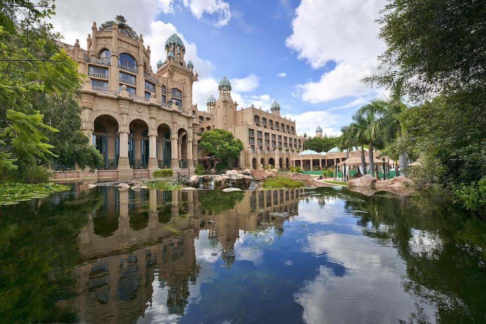 The Palace of the Lost City at Sun City Resort - Exterior