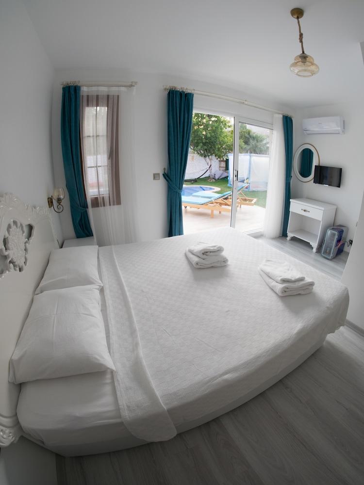 Bugra Alacati - Adults Only - Room