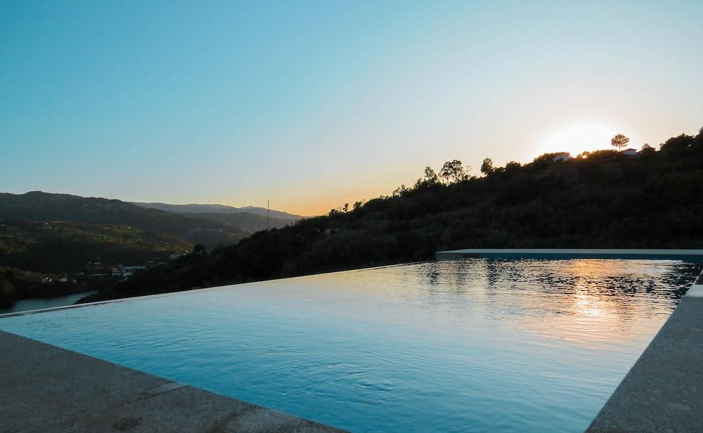 Casa da Mouta - Douro Valley - Infinity Pool