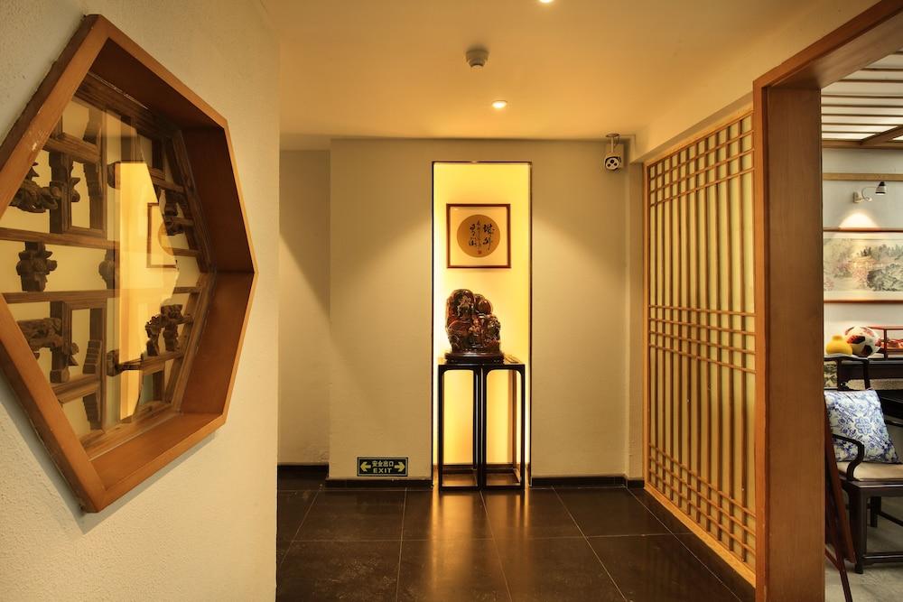 The Beyond Villa Guilin - Interior Entrance
