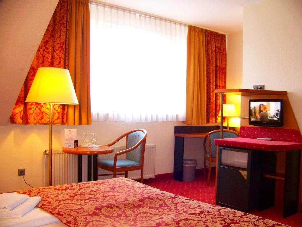 Hotel Amadeus ROYAL Berlin - Featured Image